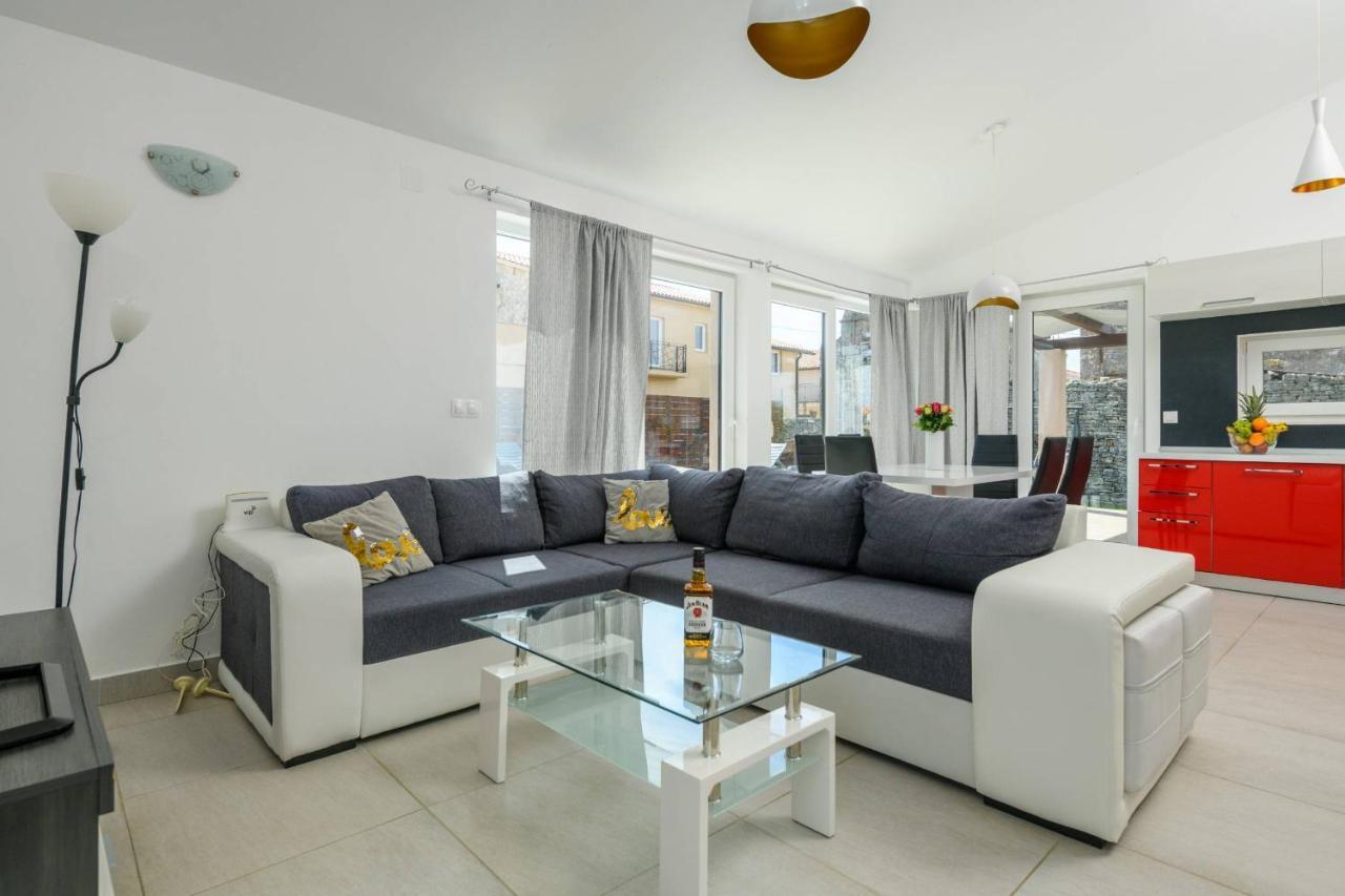 הוילה וודניאן Bobo Family House With Pool מראה חיצוני תמונה
